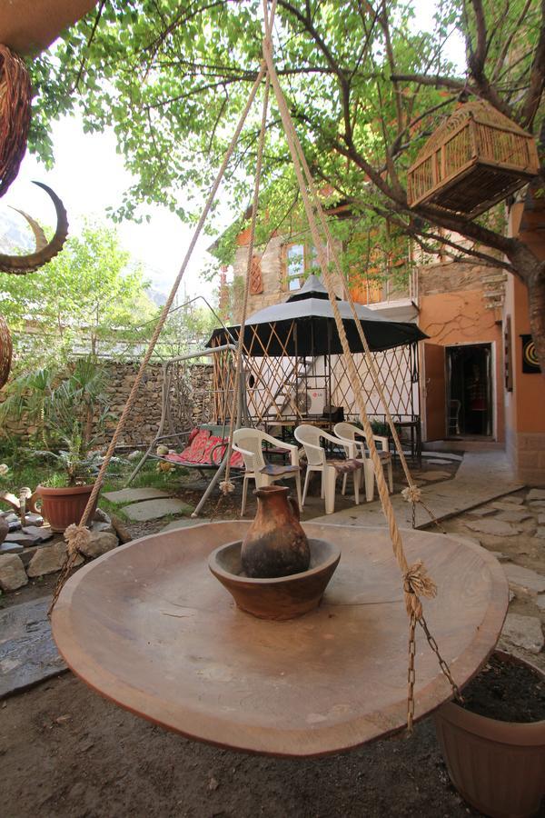 Khorog Lal Hotel מראה חיצוני תמונה